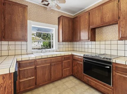 9616 Walnut Ave, Elk Grove, CA 95624 Photo