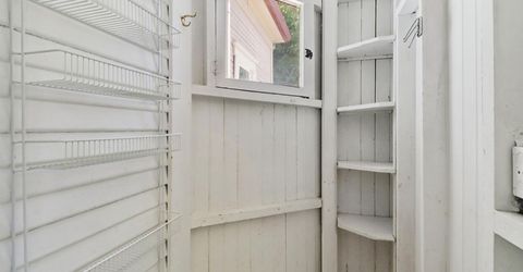 9616 Walnut Ave, Elk Grove, CA 95624 Photo