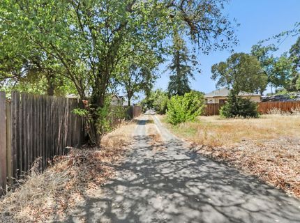 9616 Walnut Ave, Elk Grove, CA 95624 Photo
