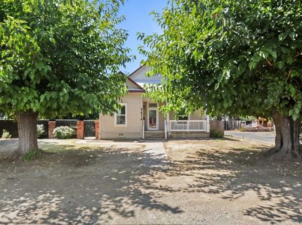 9616 Walnut Ave, Elk Grove, CA 95624 Photo