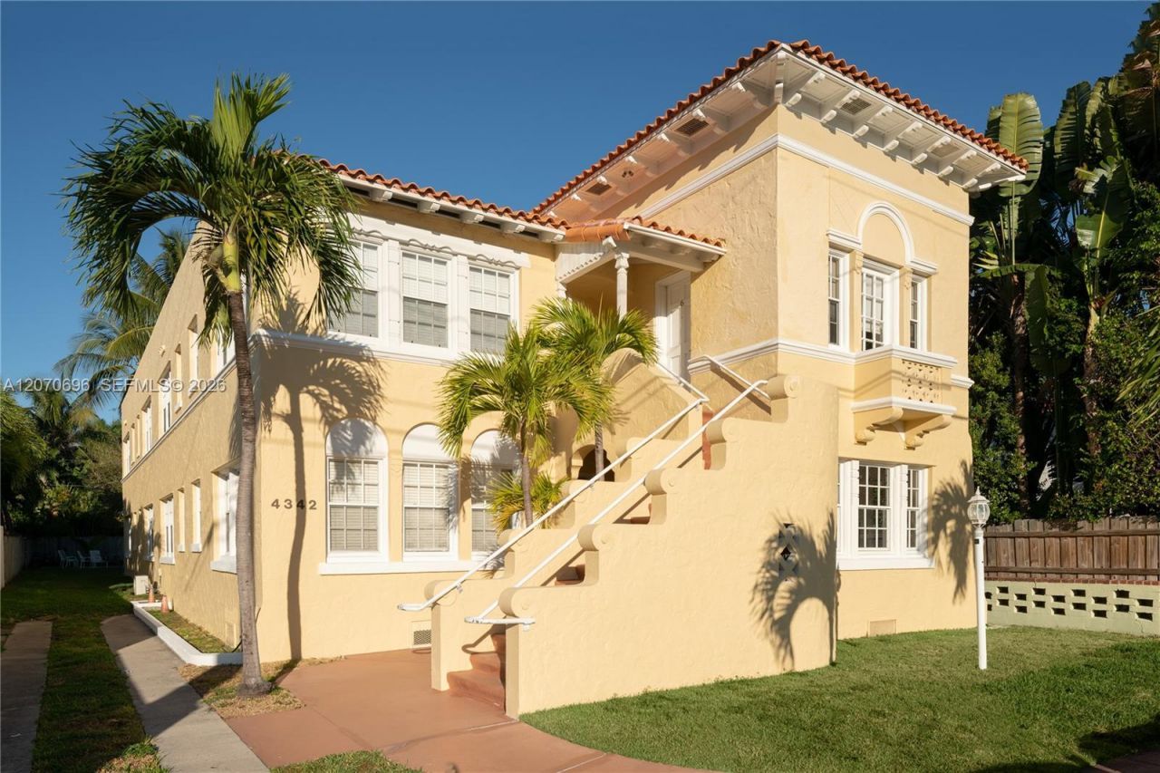 4342 Sheridan Ave , Unit 5, Miami Beach, FL 33140 Photo