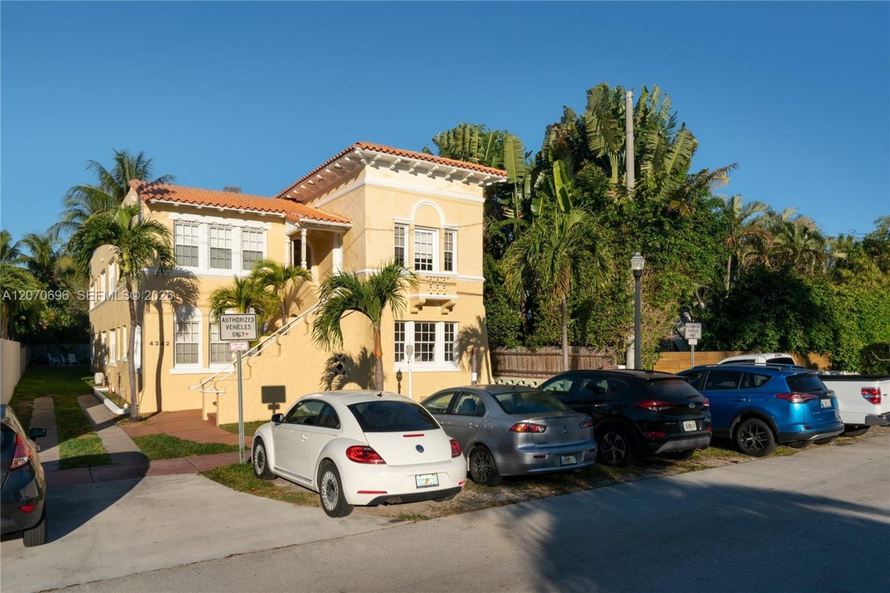 4342 Sheridan Ave , Unit 5, Miami Beach, FL 33140 Photo