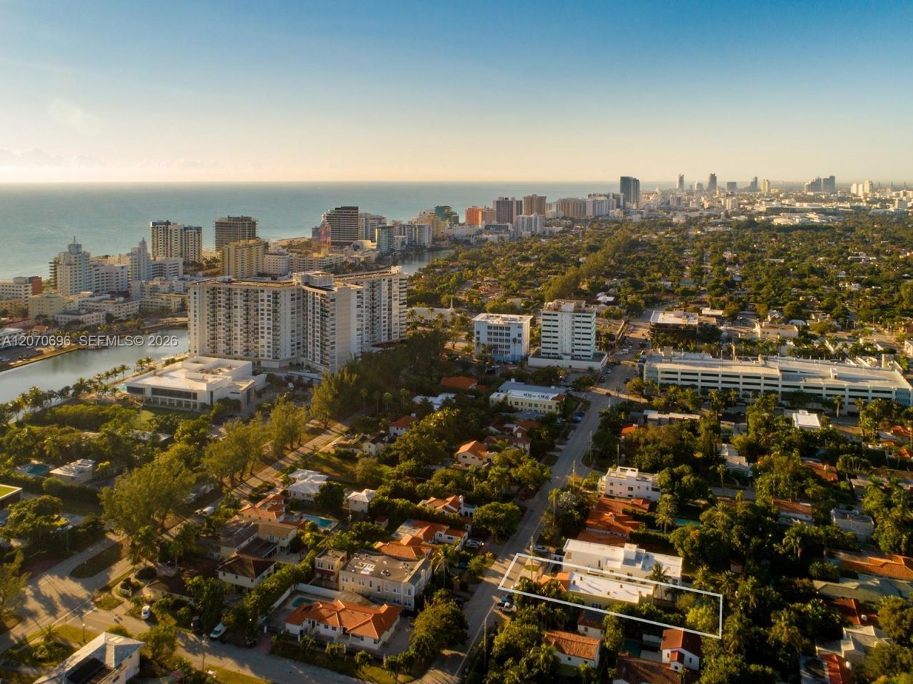 4342 Sheridan Ave , Unit 5, Miami Beach, FL 33140 Photo