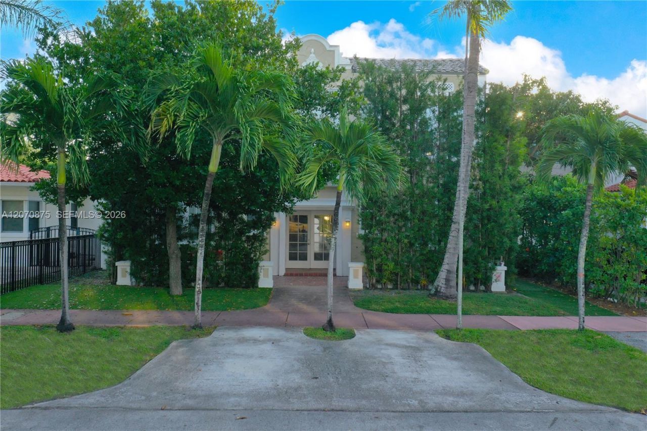 4349 Sheridan Ave , Unit 11, Miami Beach, FL 33140 Photo