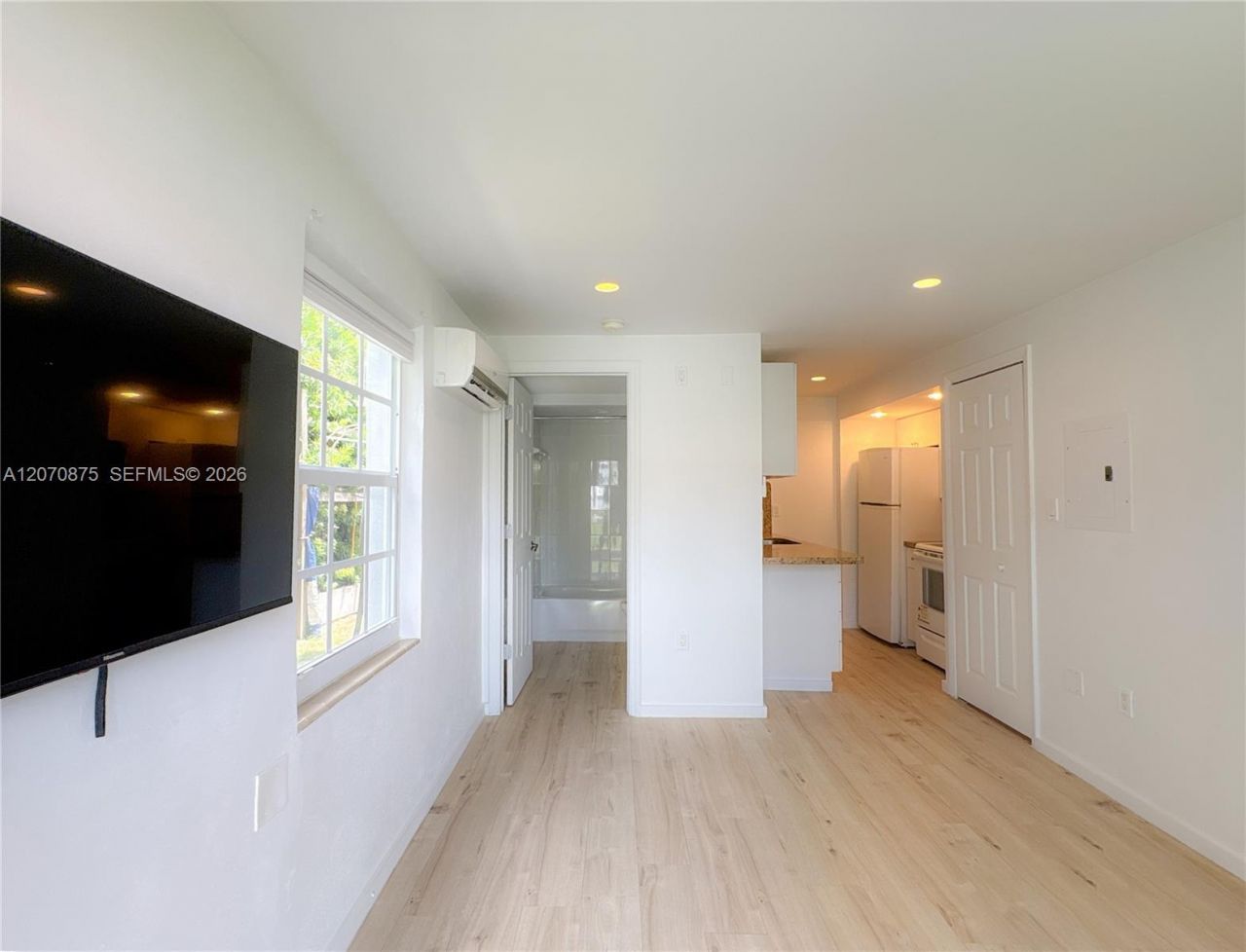 4349 Sheridan Ave , Unit 11, Miami Beach, FL 33140 Photo