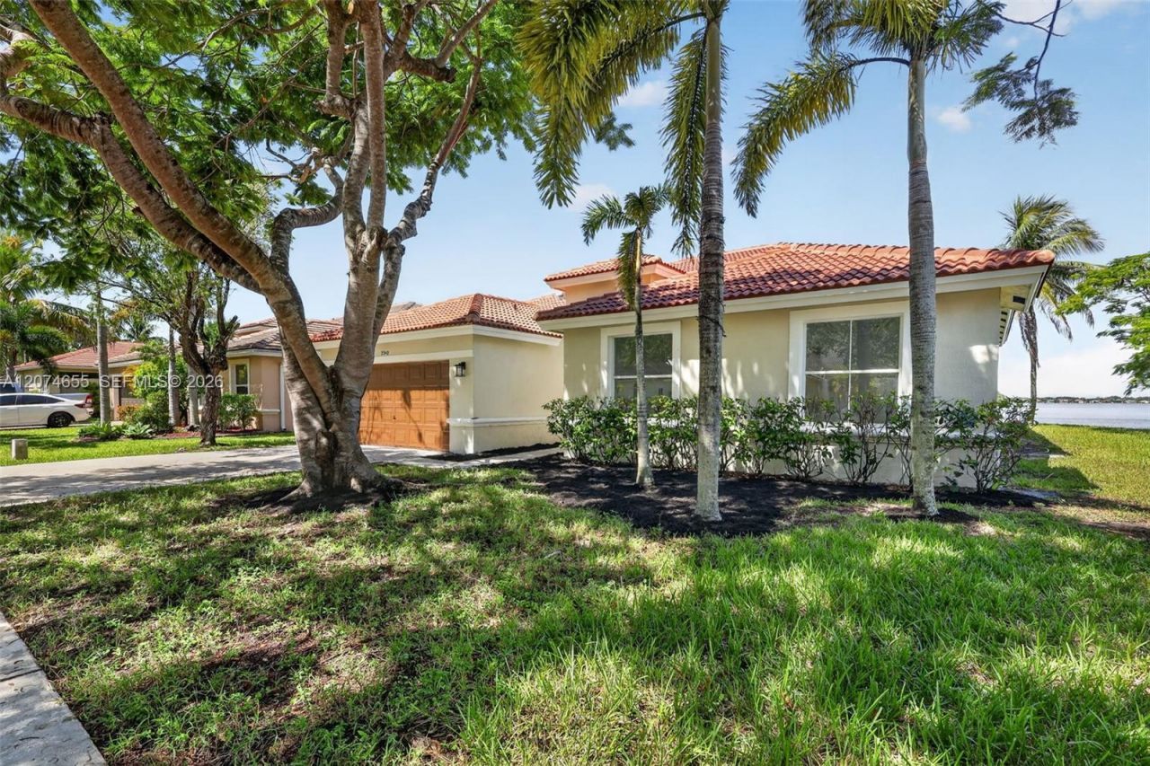 2342 NW 184th Ter , Pembroke Pines, FL 33029 Photo