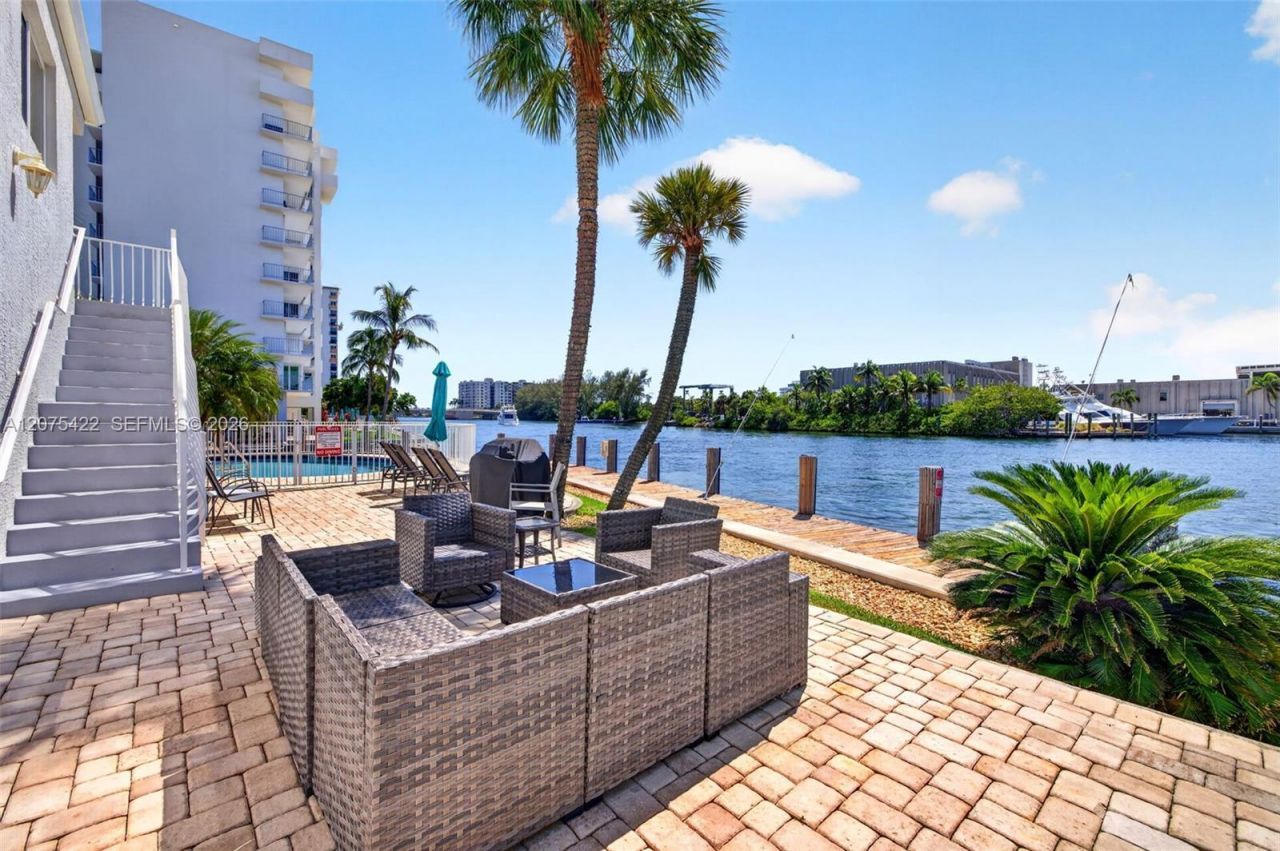 1705 N Riverside Dr , Unit 2, Pompano Beach, FL 33062 Photo