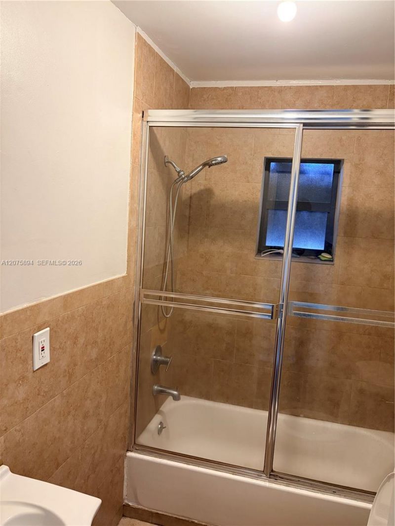 1927 NW 64th St , Miami, FL 33147 Photo