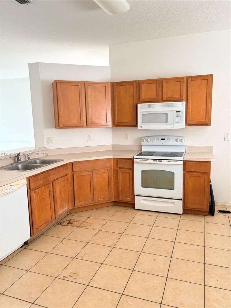 79 Wheatfield Dr , Palm Coast, FL 32164 Photo