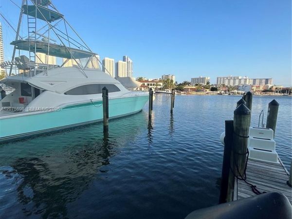 400 Sunny Isles Blvd , Sunny Isles Beach, FL 33160