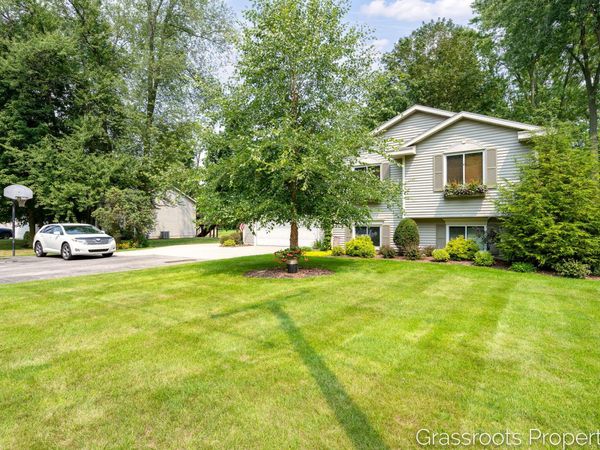 11328 56th Avenue, Allendale, MI 49401