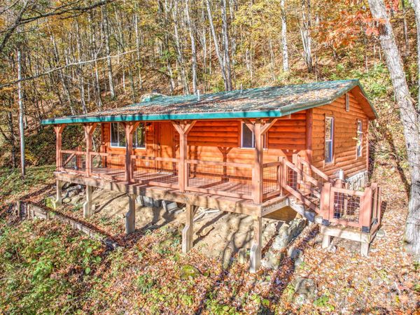 430 Long Branch Road , Clyde, NC 28721