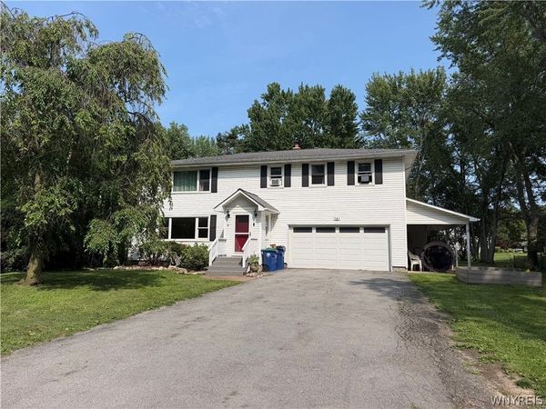 781 Campbell Boulevard , Buffalo, NY 14228