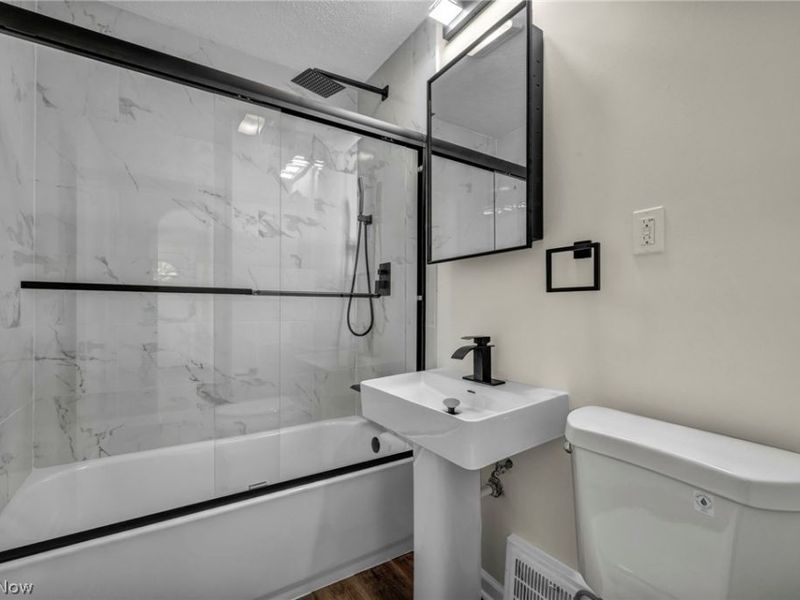 13533 Ellwood Avenue , Cleveland, OH 44135 Photo 12