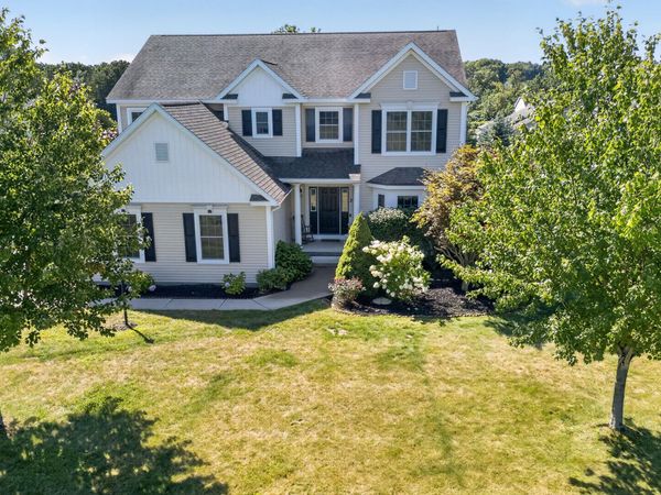 3 Skybrook Circle, Clifton Park, NY 12065