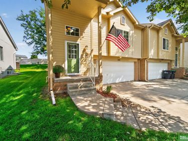 15106 Camden Avenue, Omaha, NE 68116