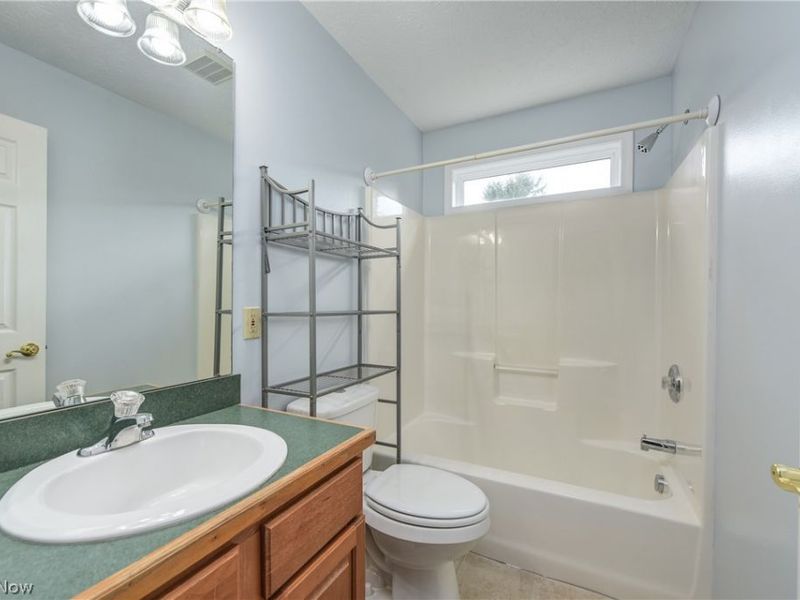 25273 Briarwood Lane, Columbia Station, OH 44028 Photo 25