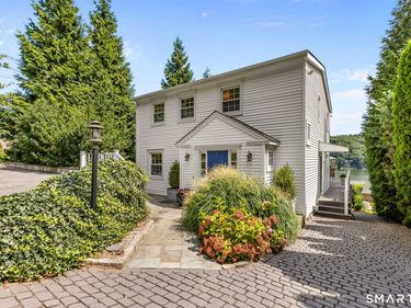 13 Candlewood Knolls, New Fairfield, CT 06812