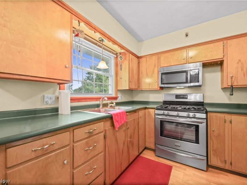 311 Young Drive, Lodi, OH 44254 Photo 13