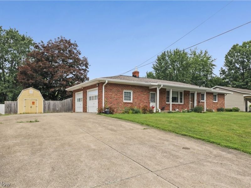 311 Young Drive, Lodi, OH 44254 Photo 3