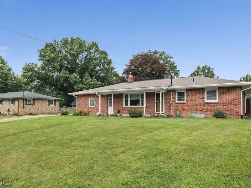 311 Young Drive, Lodi, OH 44254 Photo 6
