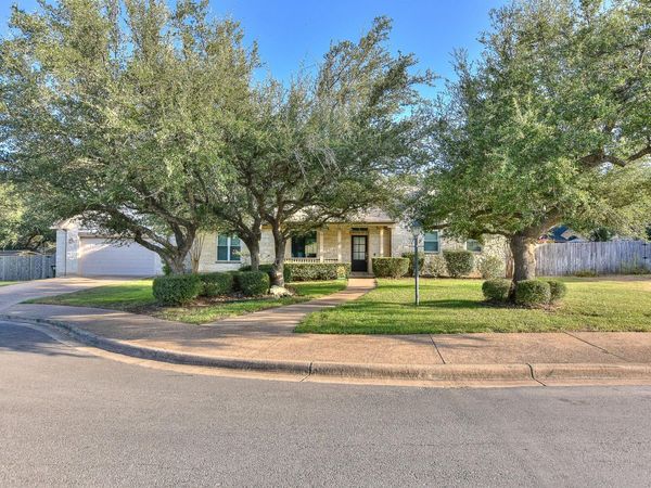 111 Pecos CT, Georgetown, TX 78628