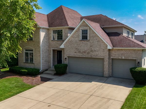 25821 Pastoral Drive, Plainfield, IL 60585