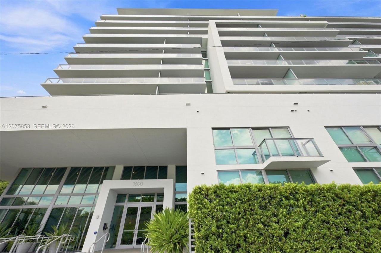 1600 SW 1st Ave , Unit 1103, Miami, FL 33129 Photo