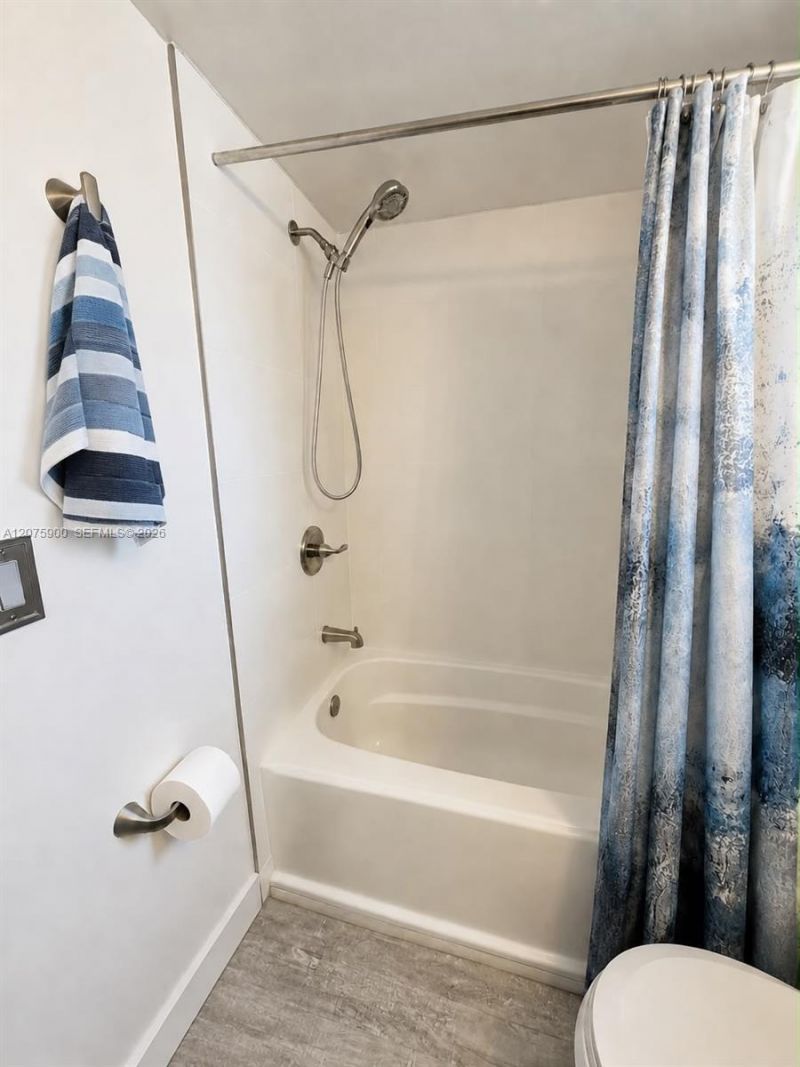 1195 NW 125th Ct , Unit 101, Miami, FL 33182 Photo