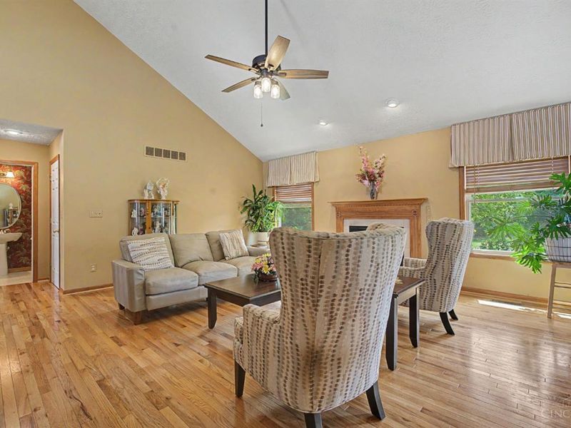 6287 Glen Hollow Drive, Liberty Township, OH 45011 Photo 11