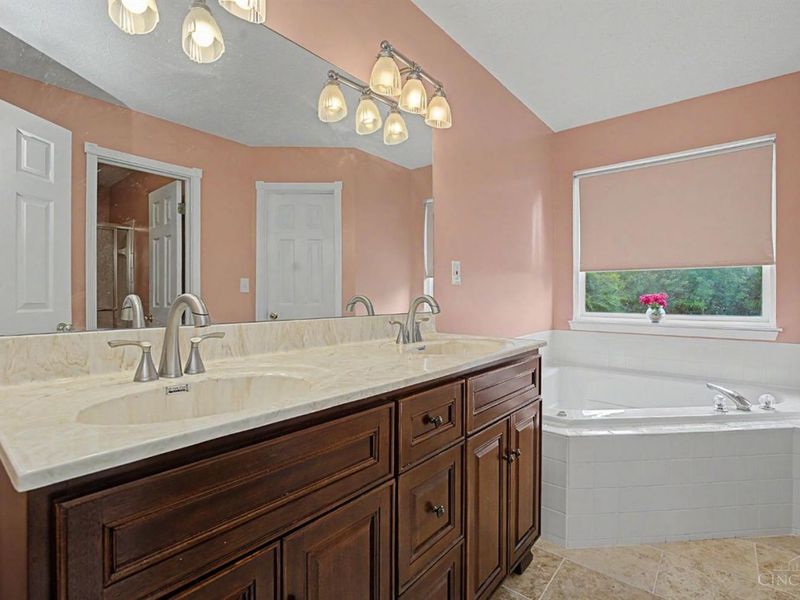 6287 Glen Hollow Drive, Liberty Township, OH 45011 Photo 24