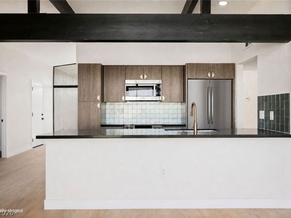 2732 Castle Street , North Las Vegas, NV 89030
