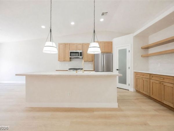 463 Palegold Street , Henderson, NV 89012
