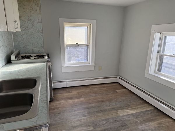 19 Pleasant Street, Unit 10, Ashland, NH 03217