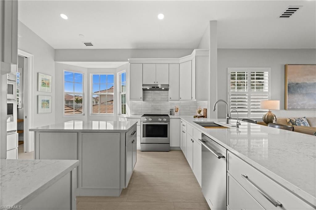 4770 Alberton Ct, Unit 2603, Naples, FL 34105 Photo