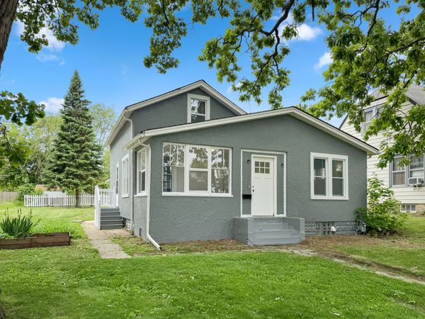 1910 Elim Avenue , Zion, IL 60099