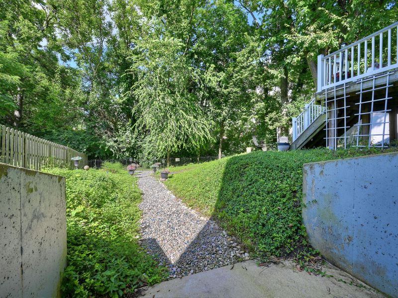 26 W Maple Avenue, Fort Mitchell, KY 41011 Photo 3