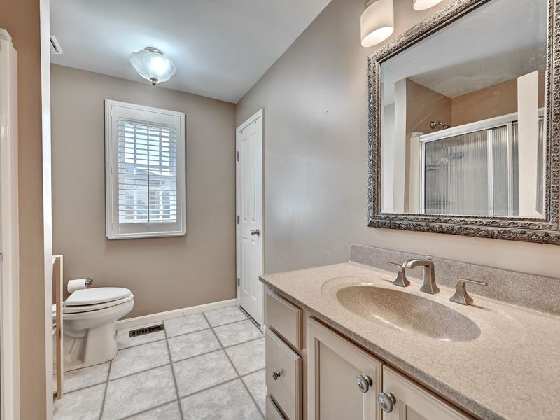 26 W Maple Avenue, Fort Mitchell, KY 41011 Photo 33