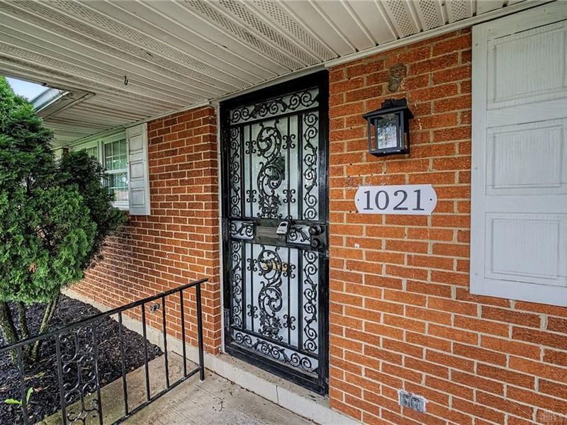 1021 Bethune Circle, Dayton, OH 45417 Photo 5