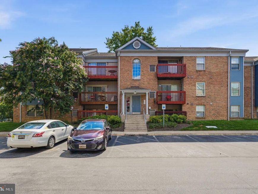 14 Cloverwood Court, Unit 201, Baltimore, MD 21221 Main Photo