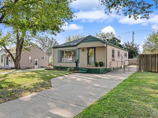 2015 Moran Avenue, Lincoln Park, Mi 48146