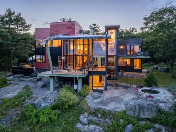 370 Summer Street, Manchester, MA 01944