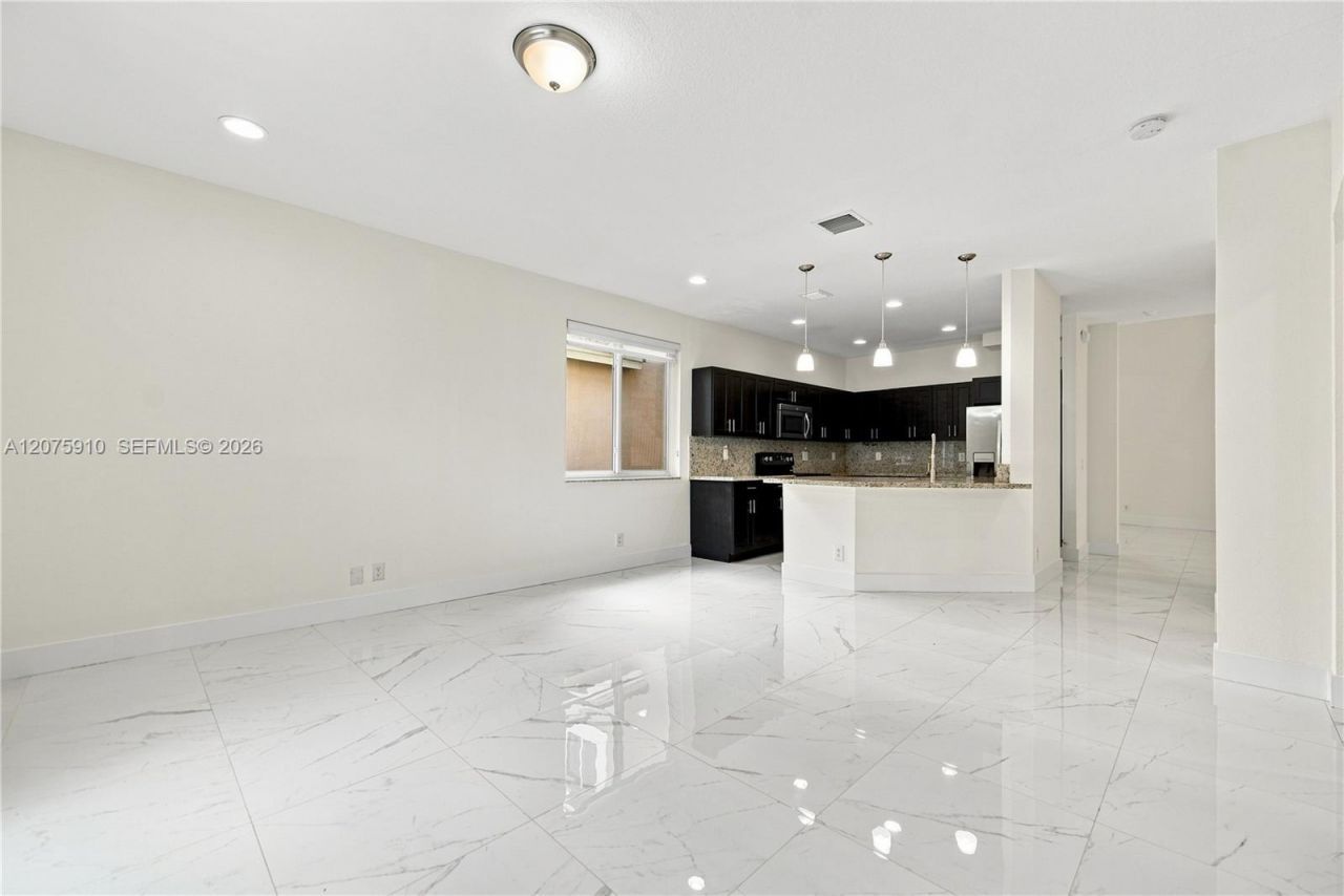 445 Conservation Dr, Weston, FL 33327 Photo