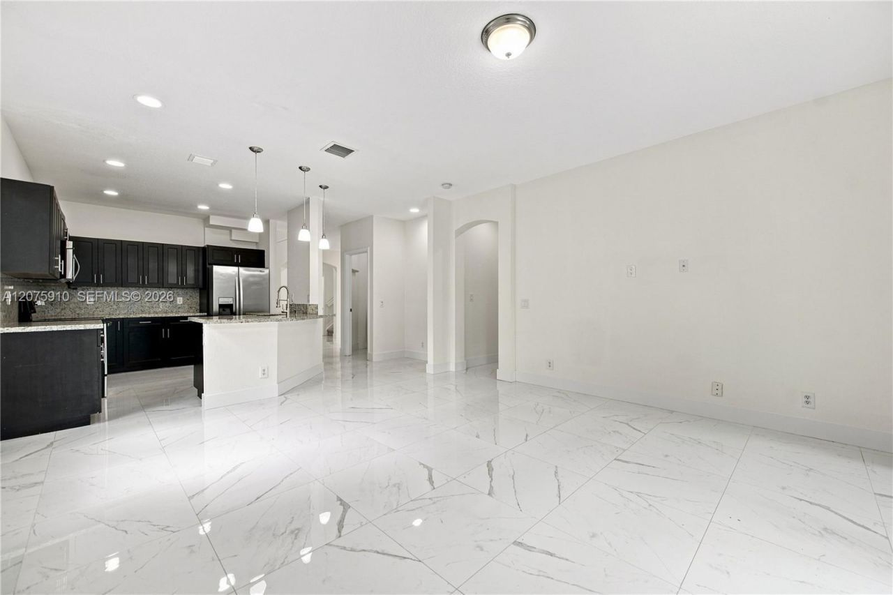 445 Conservation Dr, Weston, FL 33327 Photo