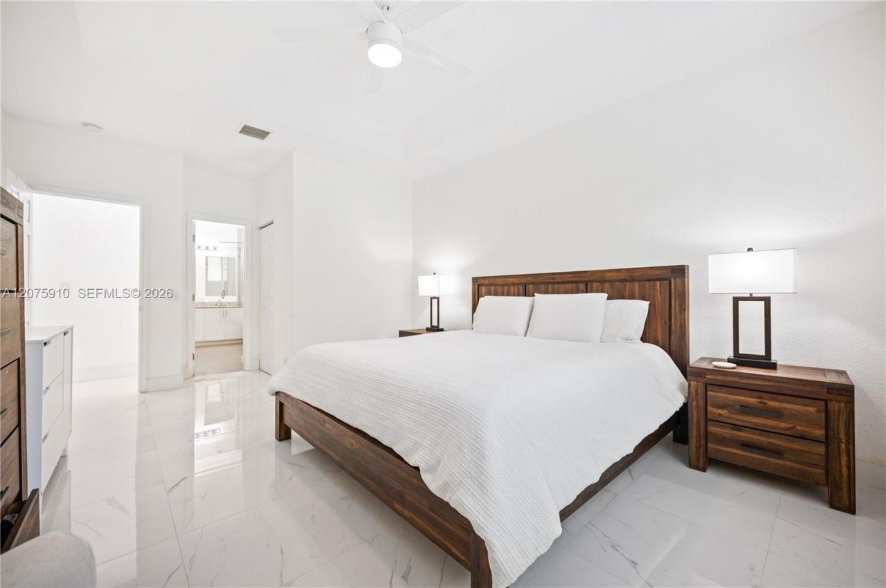 445 Conservation Dr , Weston, FL 33327 Photo