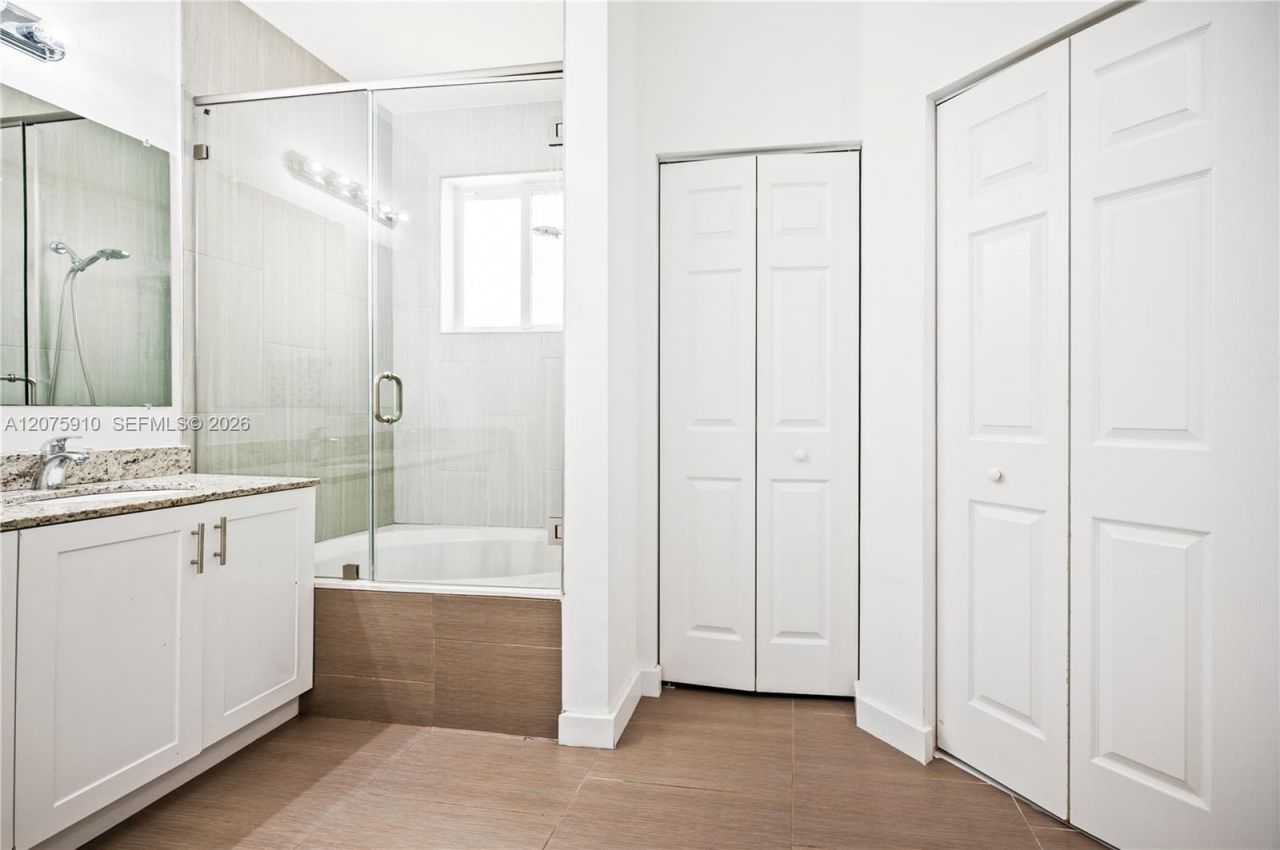 445 Conservation Dr , Weston, FL 33327 Photo