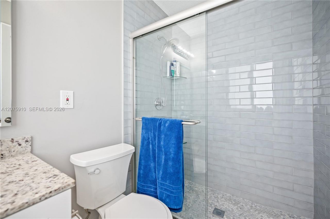 445 Conservation Dr , Weston, FL 33327 Photo