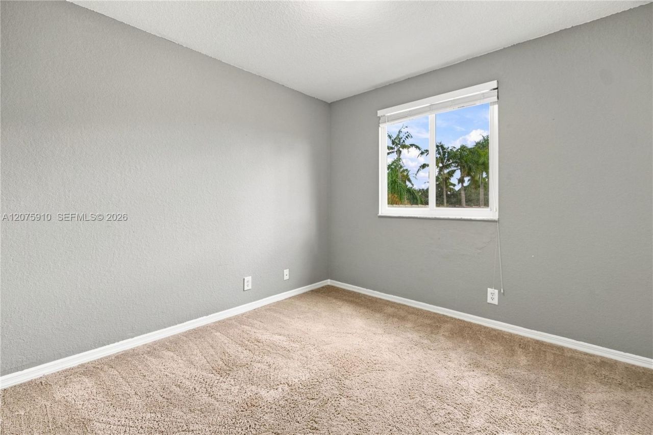 445 Conservation Dr, Weston, FL 33327 Photo