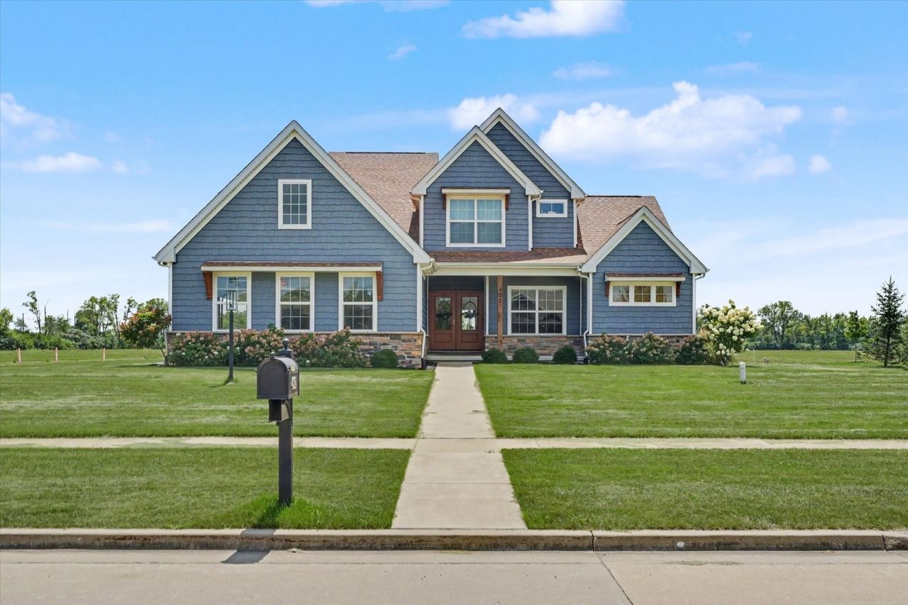 405 Constitution Boulevard, Monticello, IL 61856 Main Photo