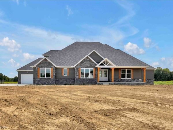 7706 Springfield Drive , Valley City, OH 44280